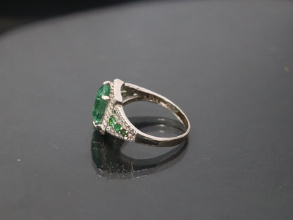 Chitral Emerald Silver Ring With Side Six Emeralds & Zircon detailing - Premium Quality
